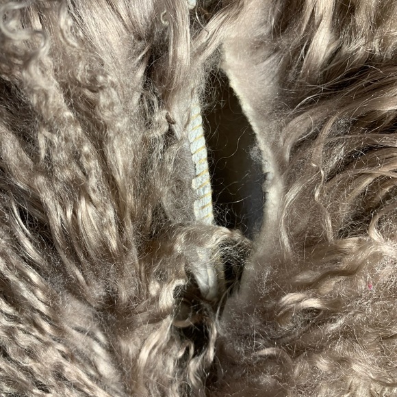 Curly Yak Fur Vest or Jacket Removable Sleeves Size Medium - Picture 7 of 7